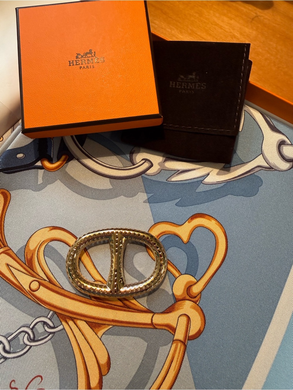 Hermès Silver-Tone Knot Buckle on Blue & Gold Silk Scarf